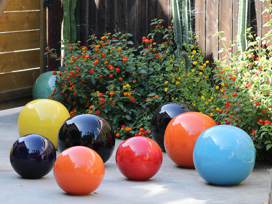 Outdoor Decorative Sphere Glazed 16" By Plantatorem
