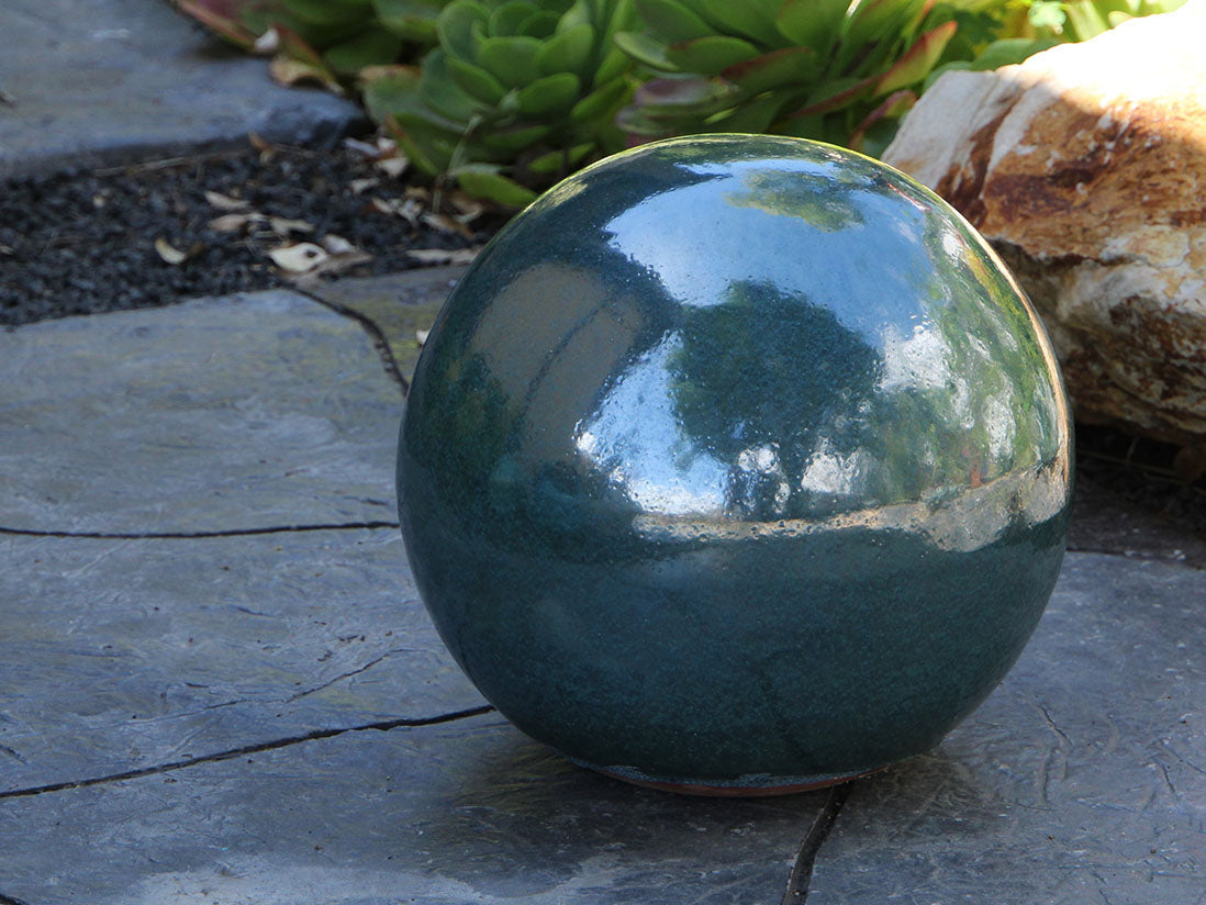 Outdoor Decorative Sphere Glazed 12" By Plantatorem