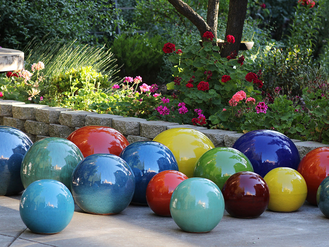 Outdoor Decorative Sphere Glazed 12" By Plantatorem